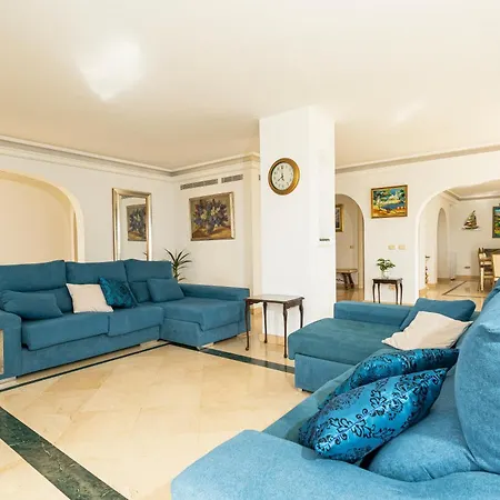 Marbella فيلة