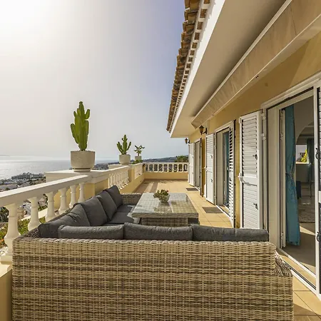 Marbella أذيخي