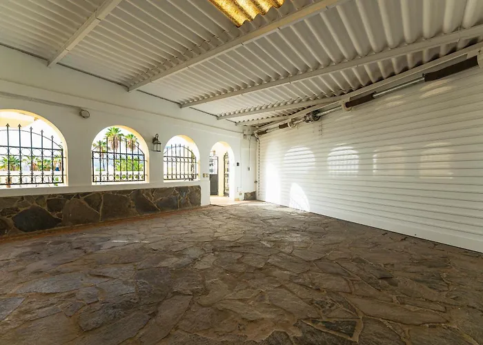 Marbella * أذيخي